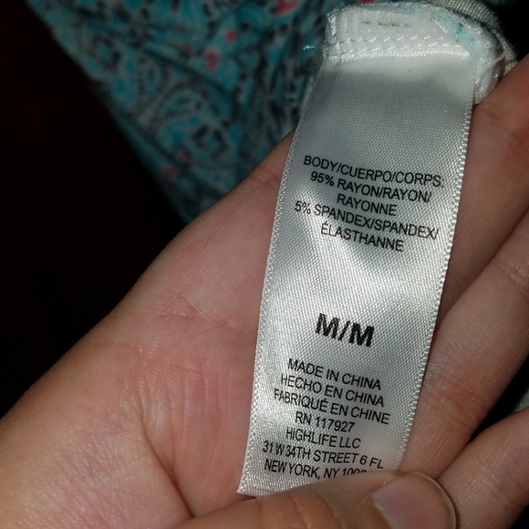 Gaiam Floral Damask Tank Top - Picture 5 of 7